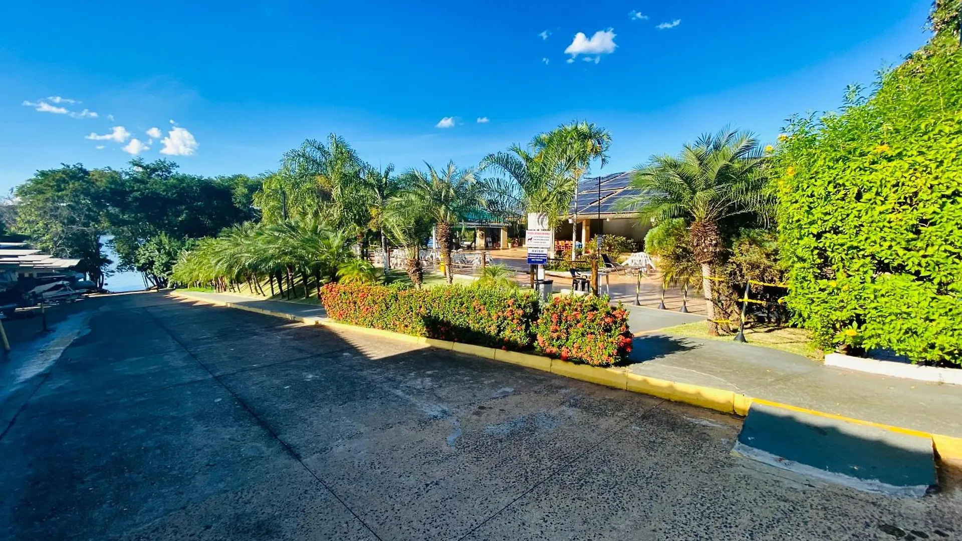 Apartment Enseada Nautico Residence De Paula Caldas Novas